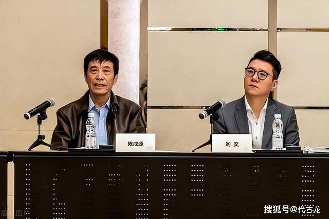 大方认爱卡哥：是的，我们订婚了 锦绣开年！